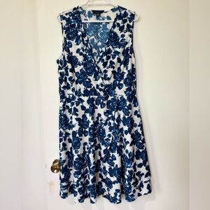✨Tommy Hilfiger Navy & White Floral Fit & Flare Dress - Size 16